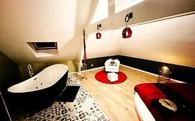 Redroom Loveroom Chambre Spa Privative Insolite Theme 50 Nuances De Grey